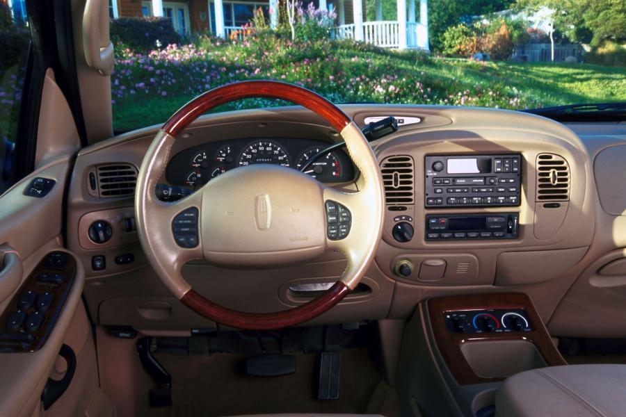  Lincoln Navigator 1998 года  (фото 64 из 72)